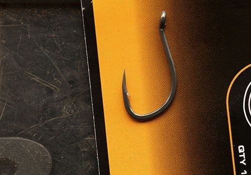 EDGES Stiff Rig Beaked