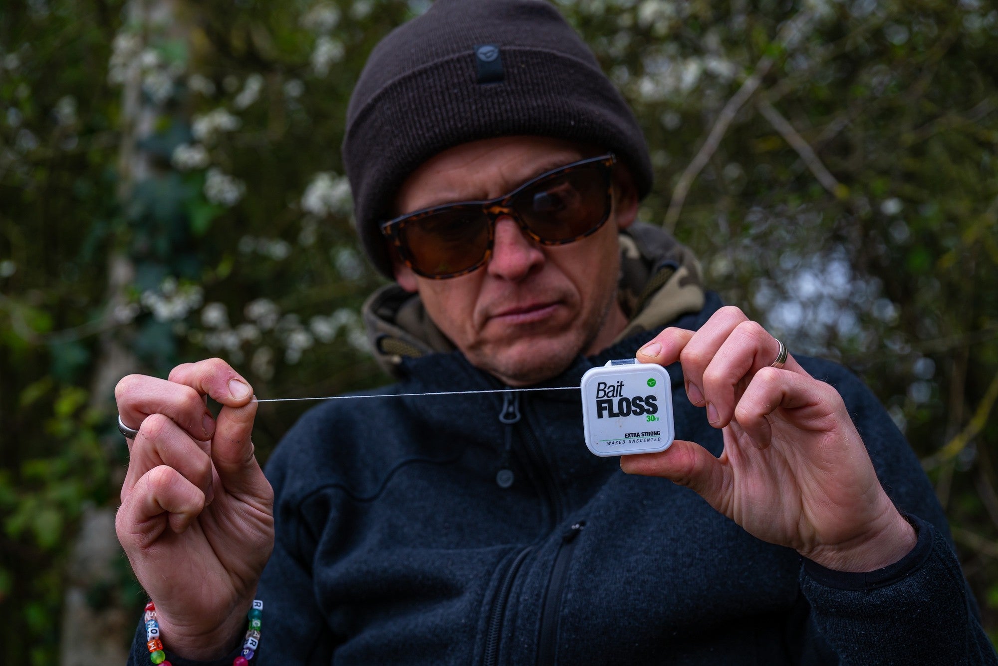 Bait Floss